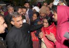 Chief Minister meets victims of industrial area fire incident