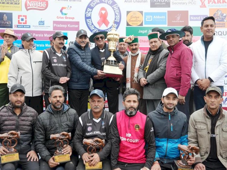 Governor-XI wins Sadbhavana Cricket Cup, CM give away prizes