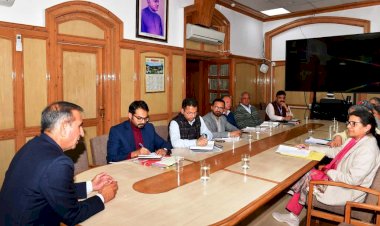 CM chairs review meeting of Health Department