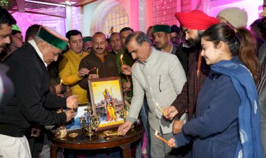 CM celebrates consecration ceremony of Lord Rama at Oak Over