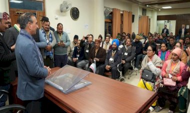 Congress plans to organize Yuva Samvaad programmes in all districts: CM