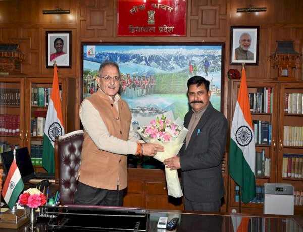 Vice Chancellors of HPU and Nauni University call on Governor